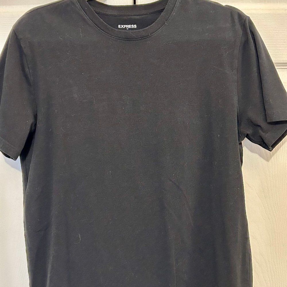 Express Slim Supersoft Moisture-Wicking Crew Neck T-Shirt